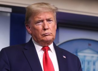 Трамп присвоил США все ресурсы Луны