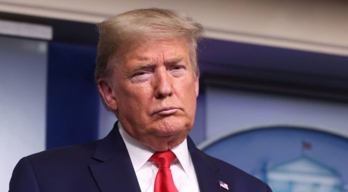 Трамп присвоил США все ресурсы Луны