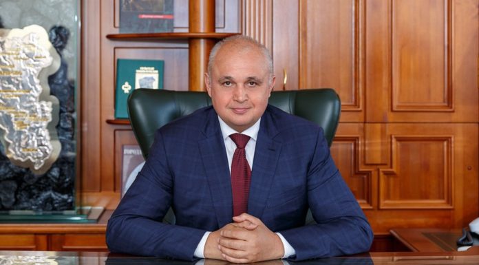 Губернатор разогнал покупателей ТЦ