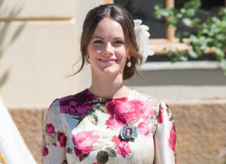 Шведская принцесса стала работать в больнице из-за пандемии