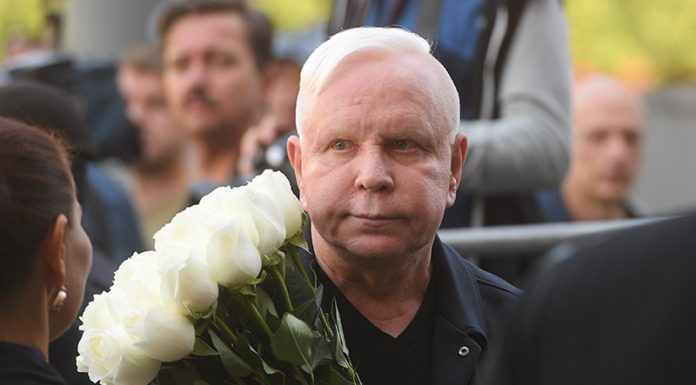 Разин опроверг слухи о смерти Моисеева