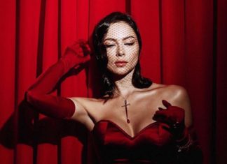 Самбурская подала в суд на Дробыша