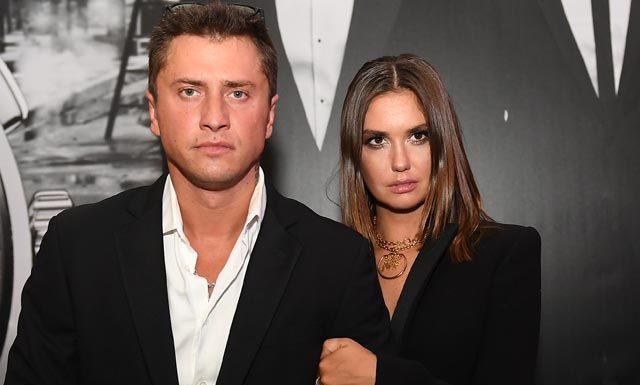 Муцениеце намекнула на причины развода