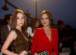 Знаменитости, чьи дети стали их точной копией