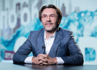 Шнуров занял должность генерального продюсера телеканала RTVI