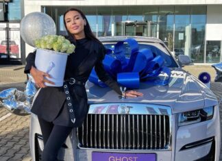 Джиган подарил супруге Rolls-Royce