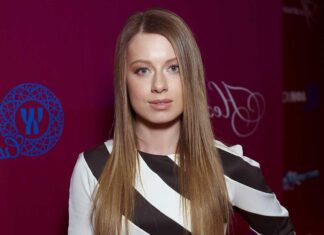 Хейтеры атаковали Савичеву после откровения о потере ребенка