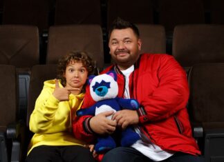 Жуков вместе с сыном снялся в клипе на саундтрек к фильму «Плюшевый Бум!»