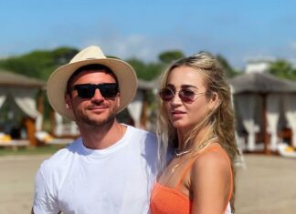 Лазарев о Бузовой: Ей не нужно называть себя певицей