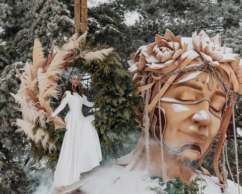 Исполнилось желание: Блиновская подарила свою статую городу