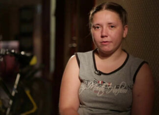 СМИ: Экс-участница пацанок была под действием наркотиков, когда напала на свою мать