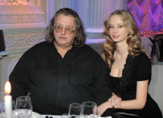 Запугивали убийством: собрали все, что известно об ограблении вдовы Градского