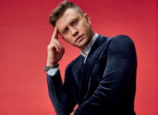 Прилучный намерен получить 4,5 млн рублей от избившего его человека