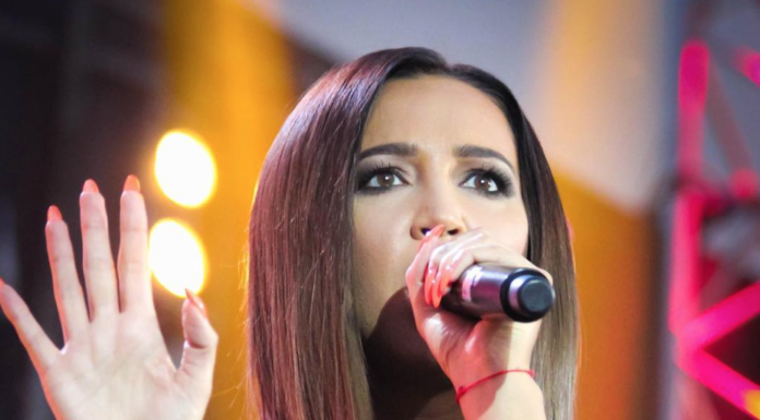 Успех несмотря ни на что: в чем феномен Бузовой?