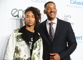 Знаменитости, которые живут с родителями